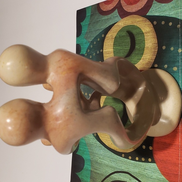 Family Soapstone Authentic Carving - Picture 6 of 7